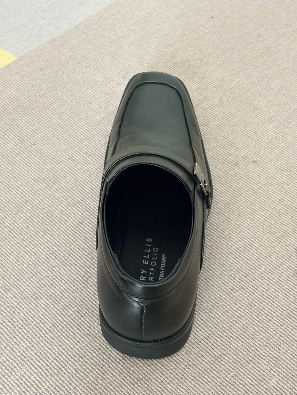 Perry Ellis sleek slip